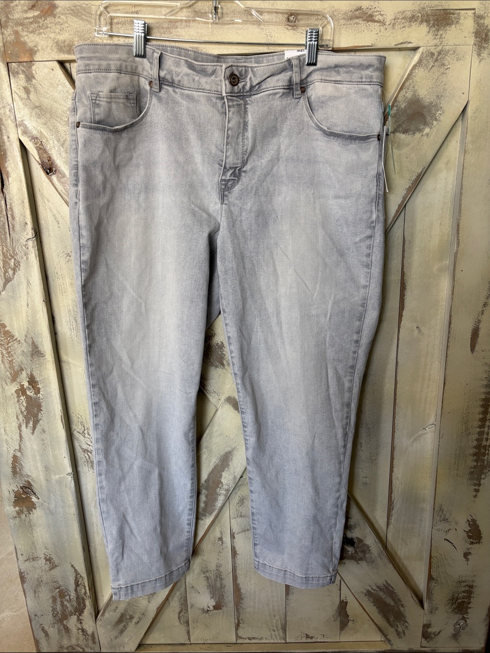 NWT Tribal Light Gray Cropped Ankle Jeans